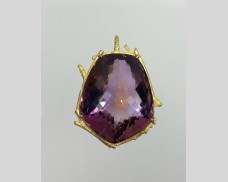 Shield-Shape Amethyst Pendant 